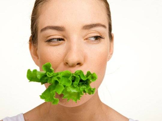 eatlettuceface0000131058540x405.jpg