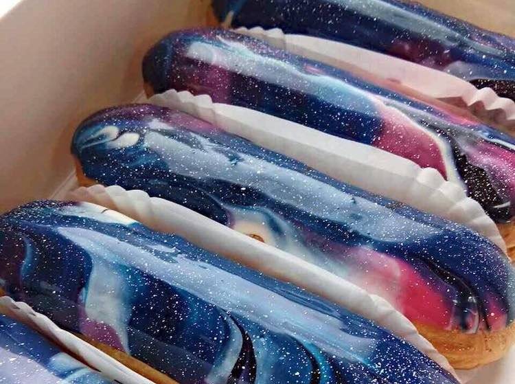 galaxyfoodeclairsmusseconfectionery1.jpg