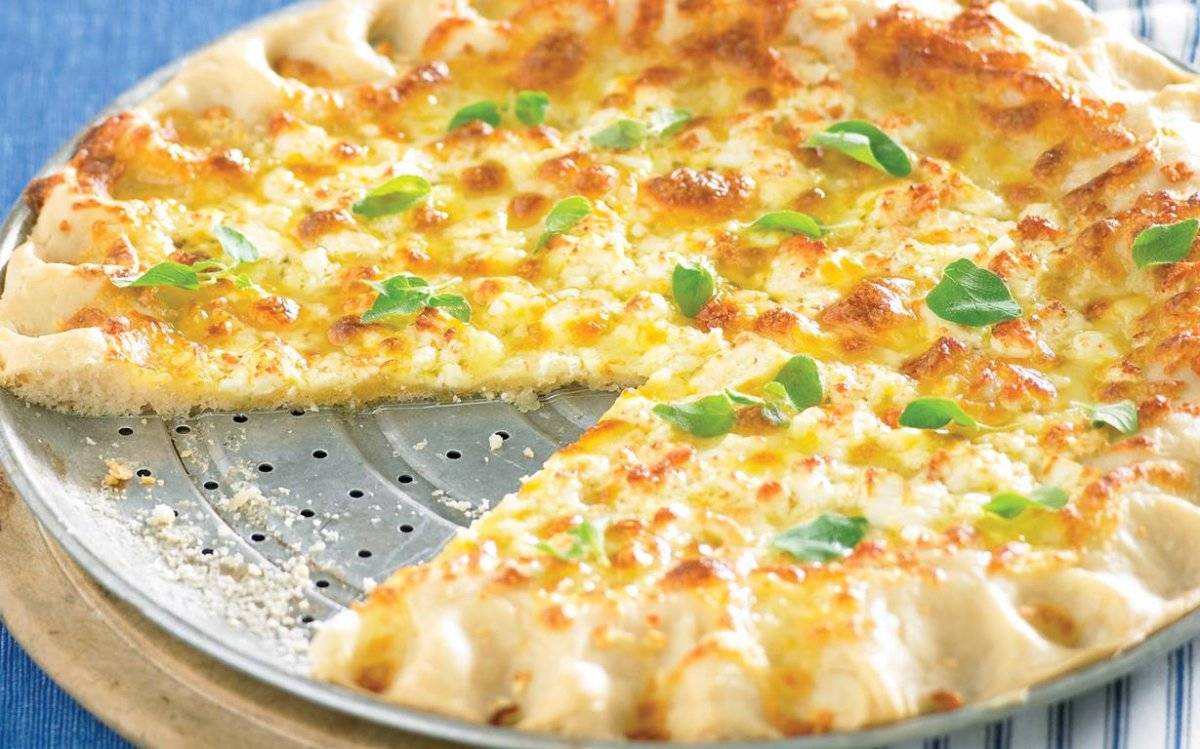 garliccheesepizza.jpg