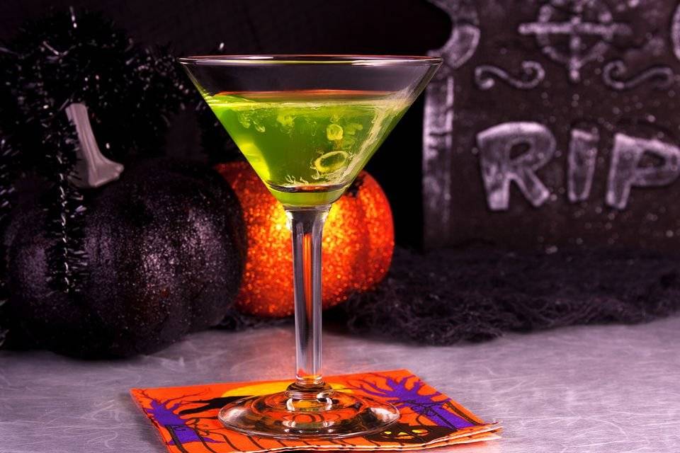 ghostbustercocktail56a1731c3df78cf7726abe46.jpg