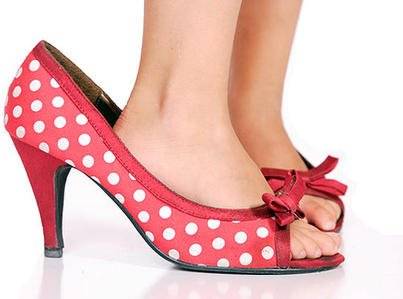 highheelslittlegirls.jpg