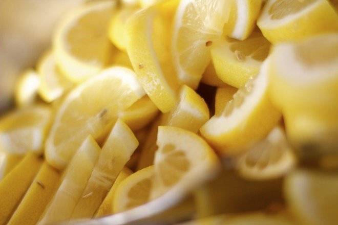 lemon9483541920660x550.jpg