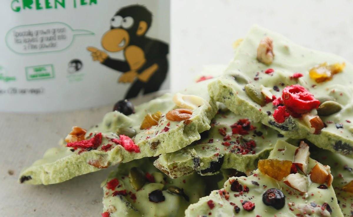 matchawhitechocolatebark1600x750.jpg