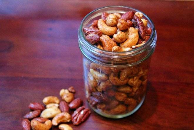nuts-4.jpg