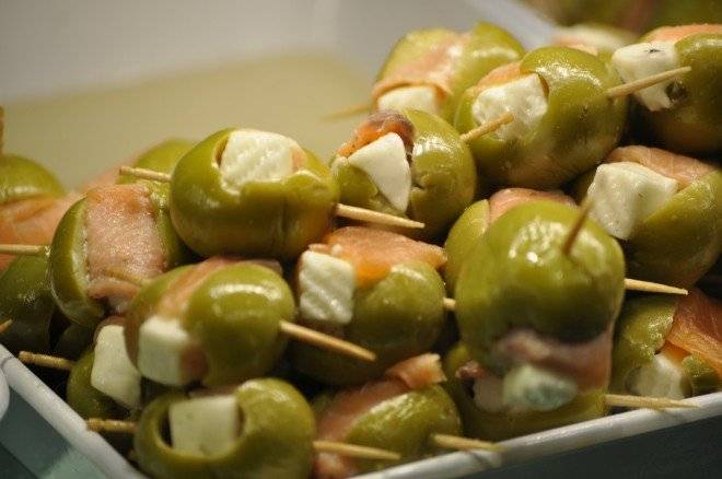 olives2417051920660x550.jpg