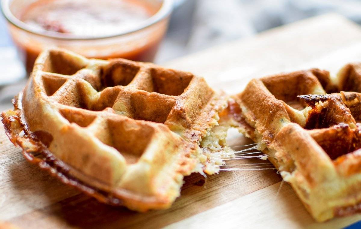 proteinpackedpepperonipizzawaffles17.jpg