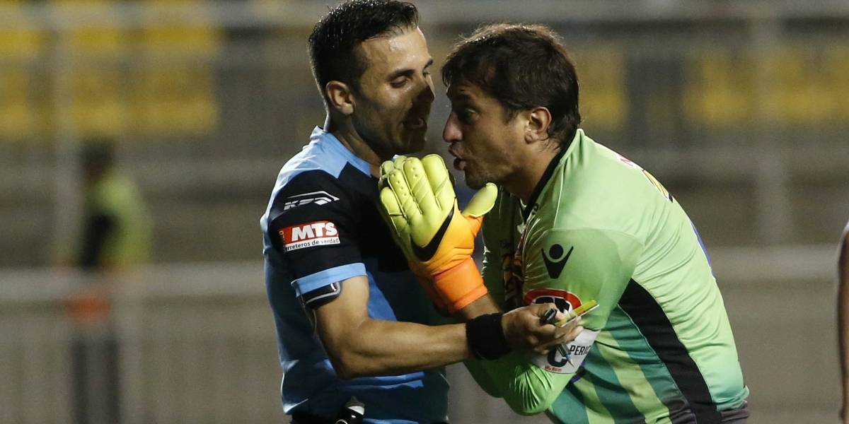 Amenaza de paro en el fútbol chileno