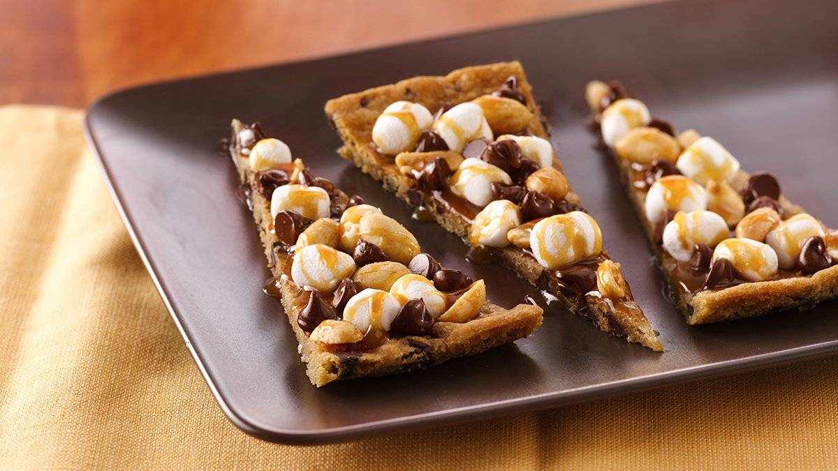 rockyroadcookiepizzal.jpg