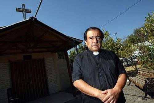 sacerdotehervia.jpg