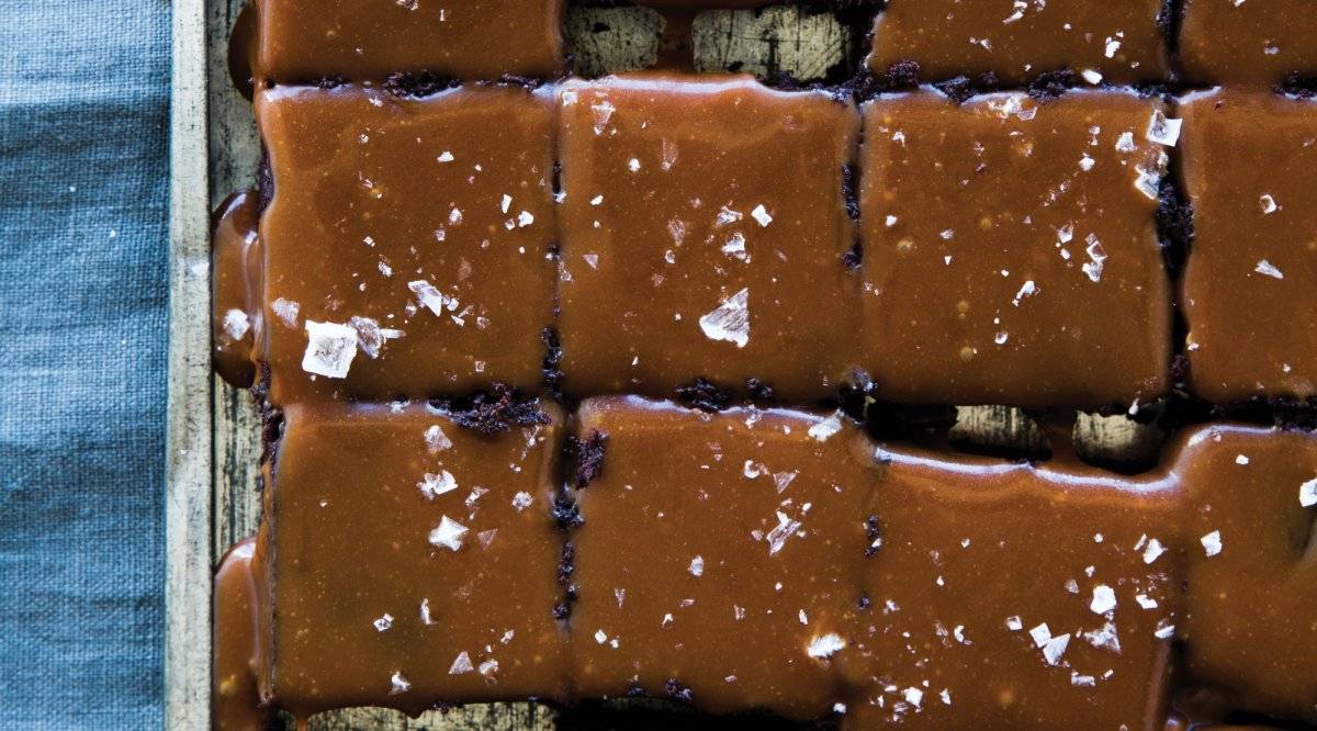 saltandpeppercaramelbrownies.jpg