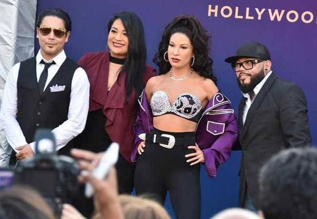 Selena Wax