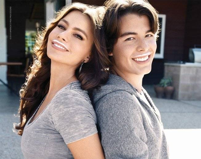 sofiavergaramanolo.jpg