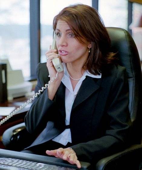 stressedfemaleexecutive2.jpg