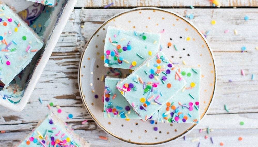 unicornbirthdaytreatshoneysuckle1.jpg
