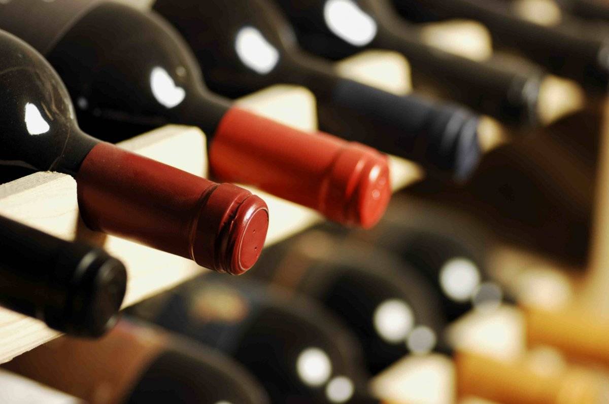 winebottles.jpg