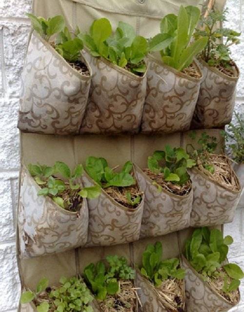 15pouchhanginggarden.jpg