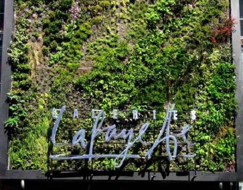 4gallerylivingwall.jpg