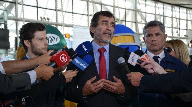 brankokarleziaarocc81ncavieresymarcofierro660x550.jpg