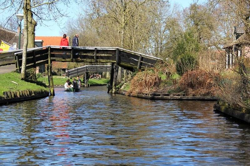 canalesgiethoorn.jpg