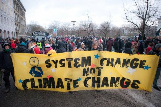 climatechangemarch660x550.jpg