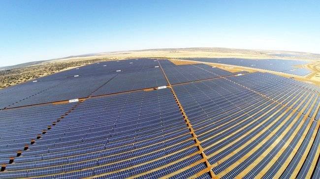 jaspersolarfarmafrica04.650x0q85cropsmart660x550.jpg