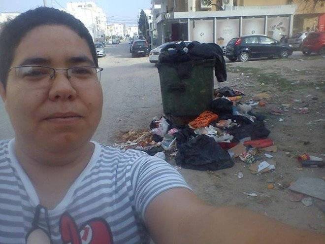 selfiepoubella660x550.jpg