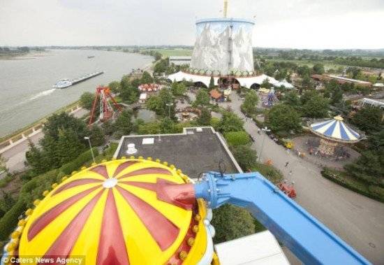 article00d89c1ef0000057830634x438550x379.jpg