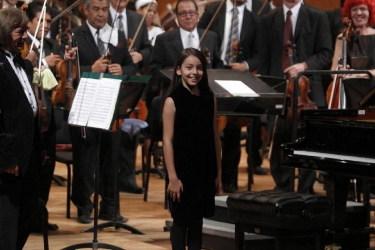 La Mejor Pianista Del Mundo Mujer