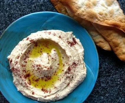 hummus424x350.jpg
