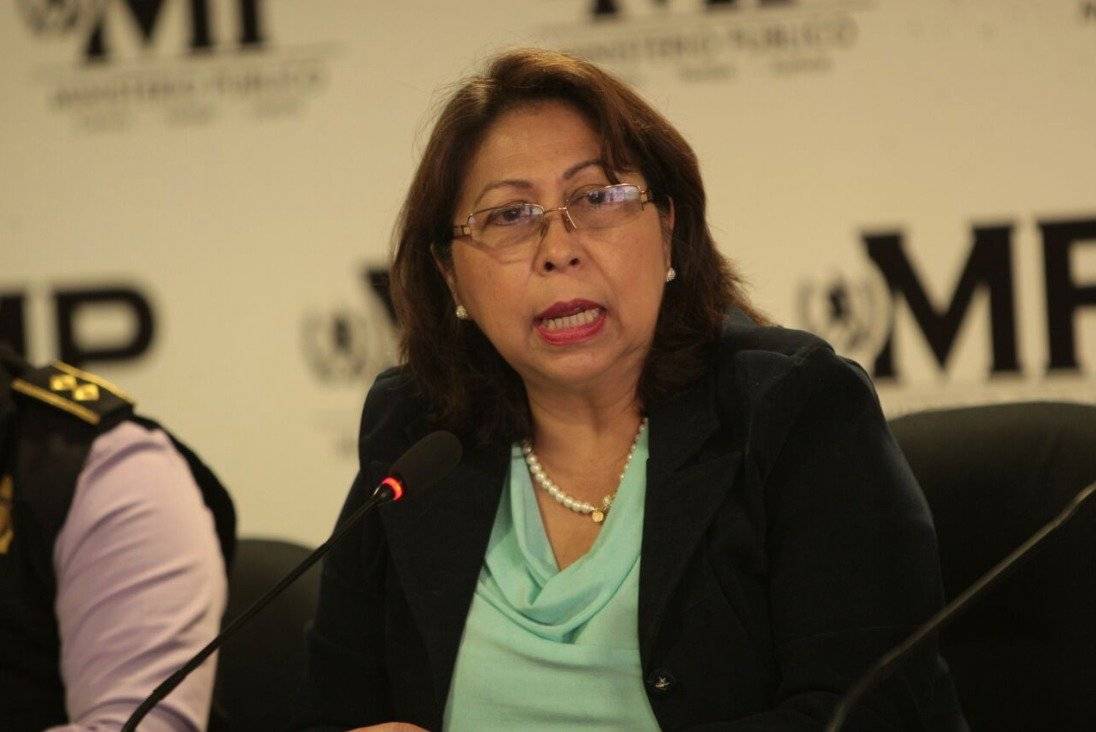 Mayra Véliz