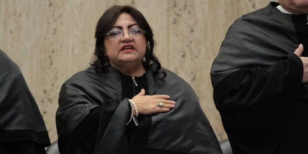 Delia Dávila