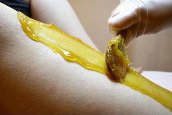 Como calentar cera para depilar en casa
