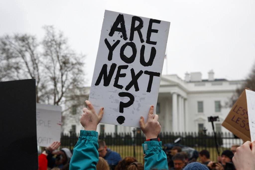 Protestas a favor del control de armas, frente a la Casa Blanca en Washington D. C. / AP