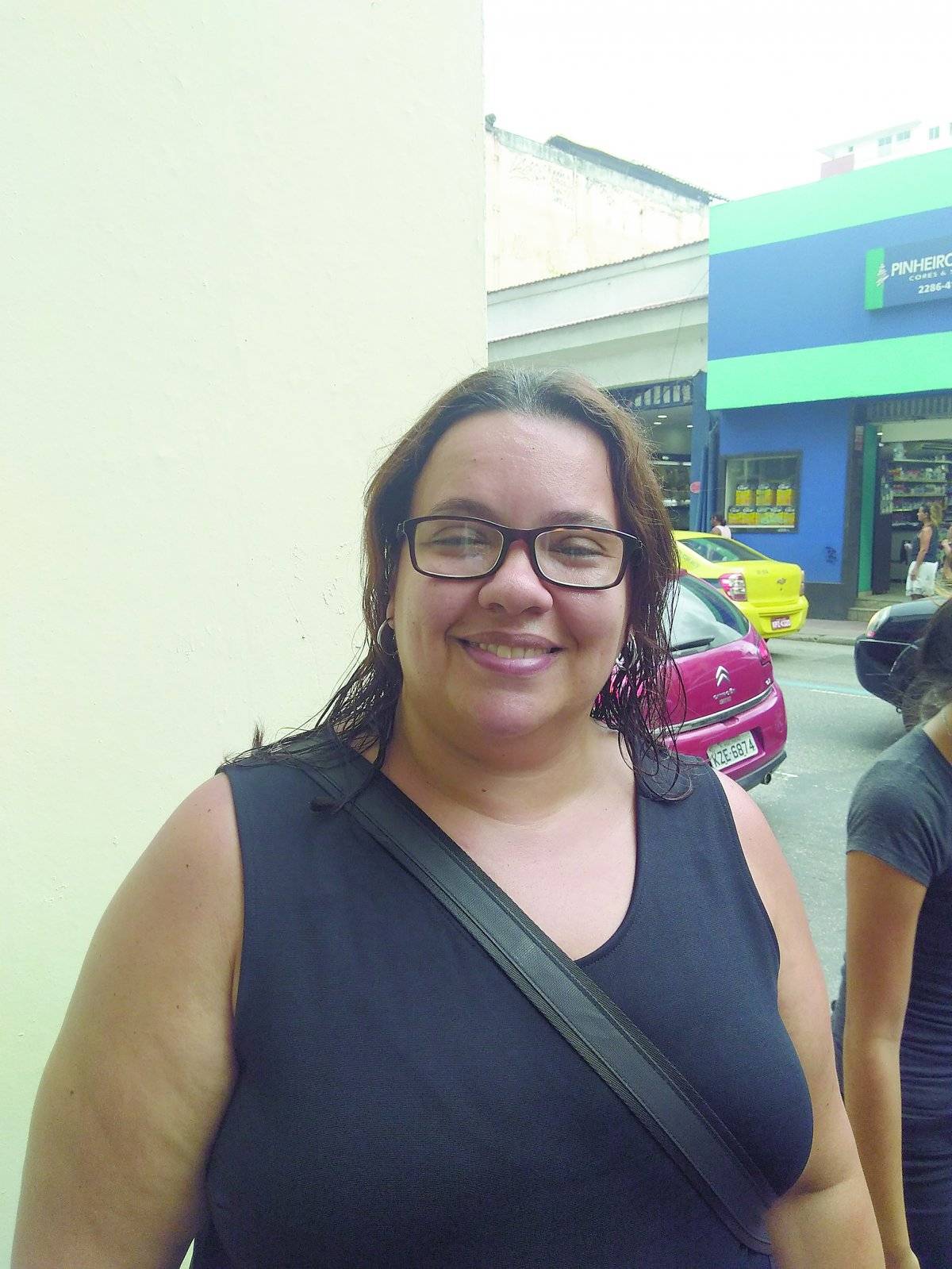 KICIA CARVALHO