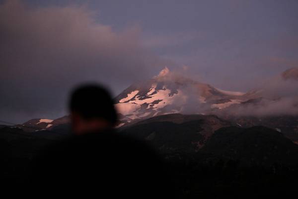 Sernageomin advierte posible destrucción explosiva del domo de lava del volcán Chillán