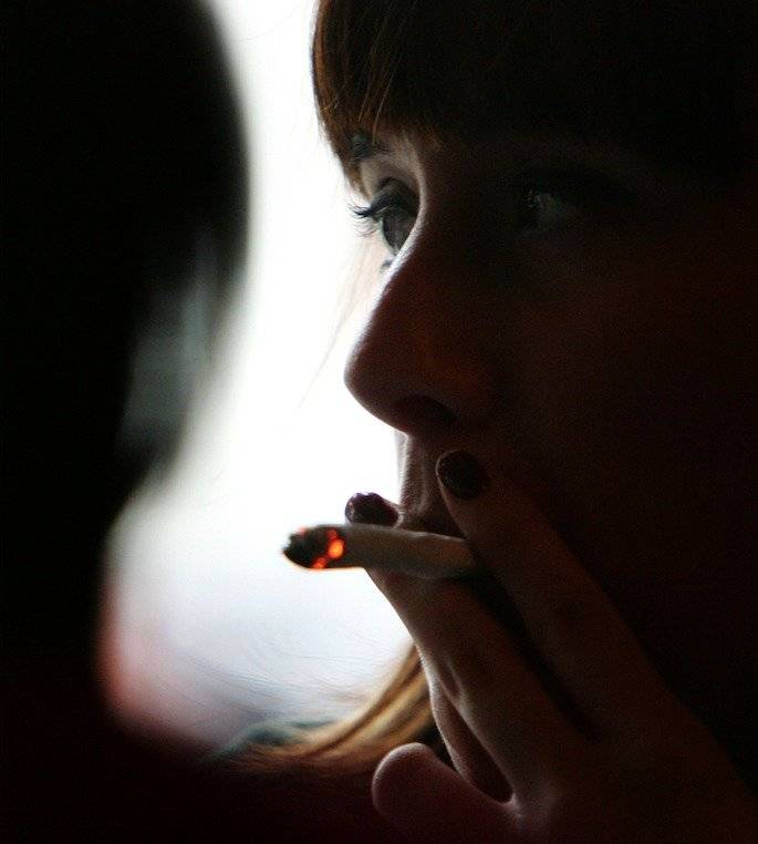 Persona fumando