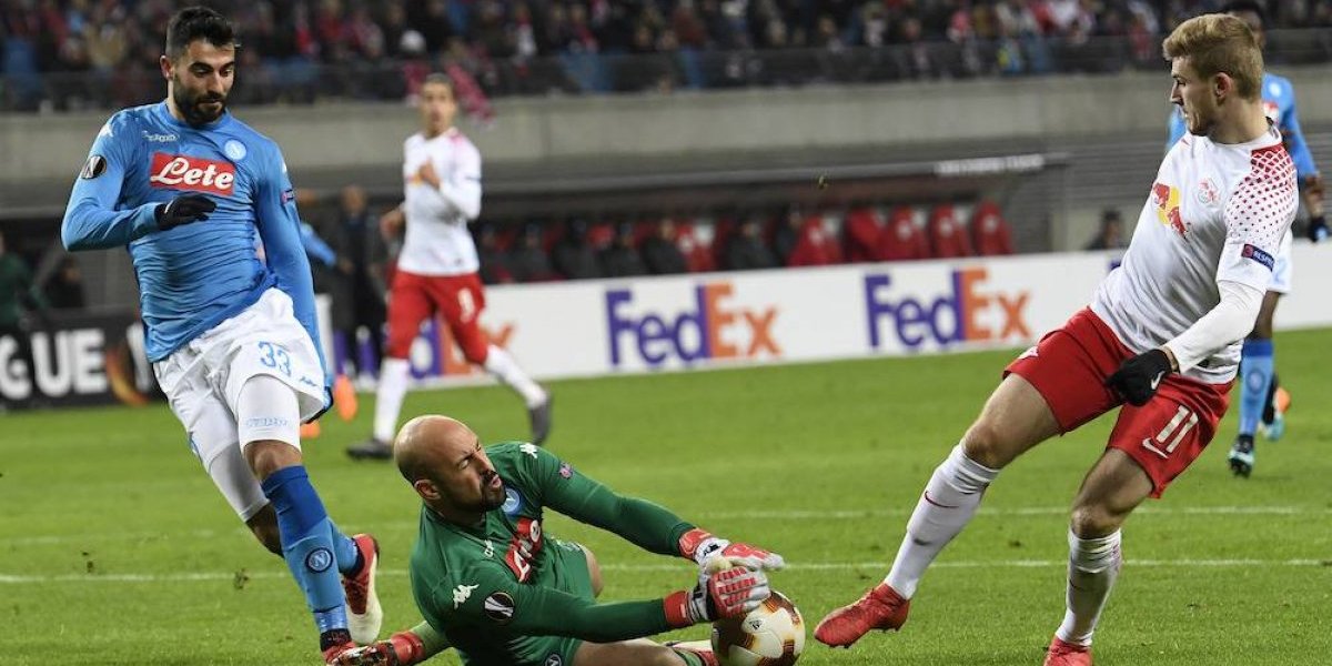 Leipzig modificará vestidor para que técnico del Napoli pueda fumar