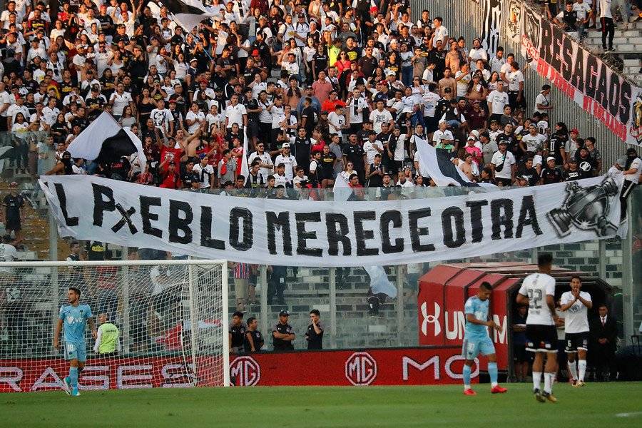 La hinchada le pide otra Libertadores a Colo Colo / Foto: Agencia UNO