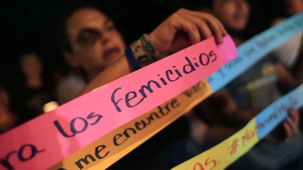 100204070femicidios-be080a5d42bb199e83a89c948b6bdd2b.jpg