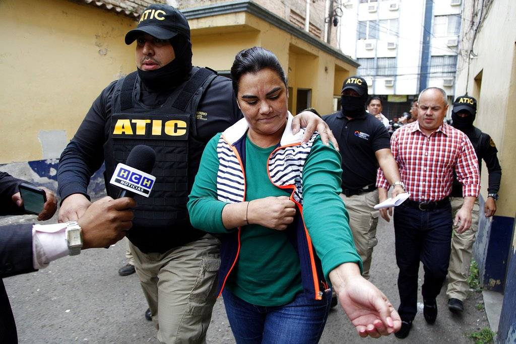 Rosa Elena Bonilla detenida
