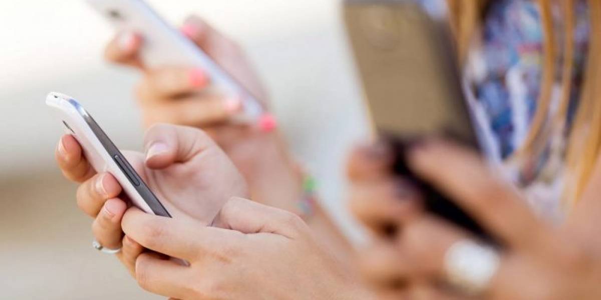 Universidad de Stanford protesta contra la adicción al iPhone