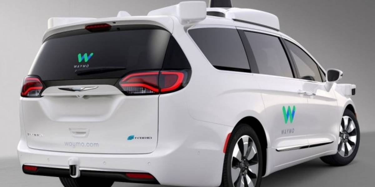 Coches autónomos de Waymo ya recorrieron 8 millones de kilómetros