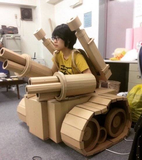 amazoncardboardboxartistmonamiohnojapan8660x550.jpg