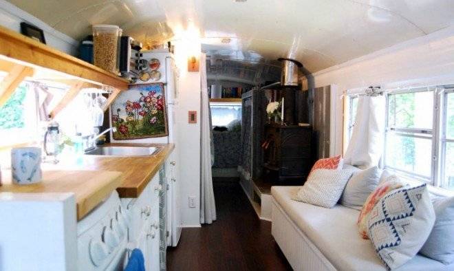 bluebirdschoolbusconversion101020x610660x550.jpg