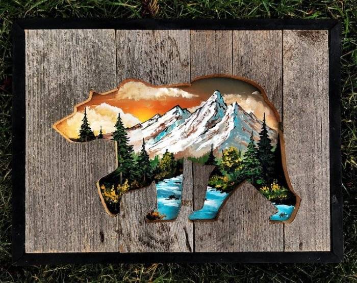 reclaimedwoodframeswoodensense12700x556.jpg