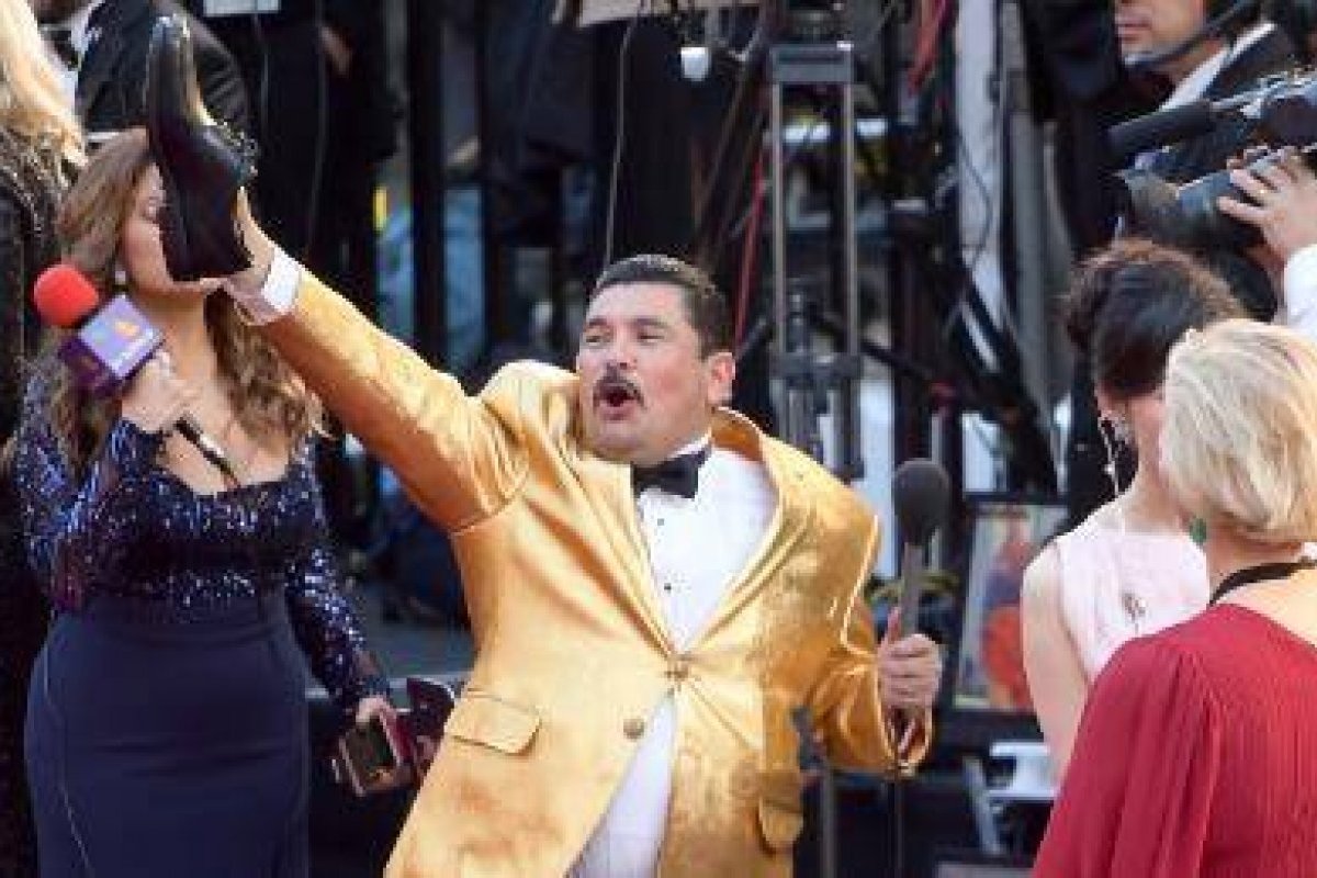 Todos los famosos que tomaron tequila, en los Oscar 2018, desde un zapato Publinews