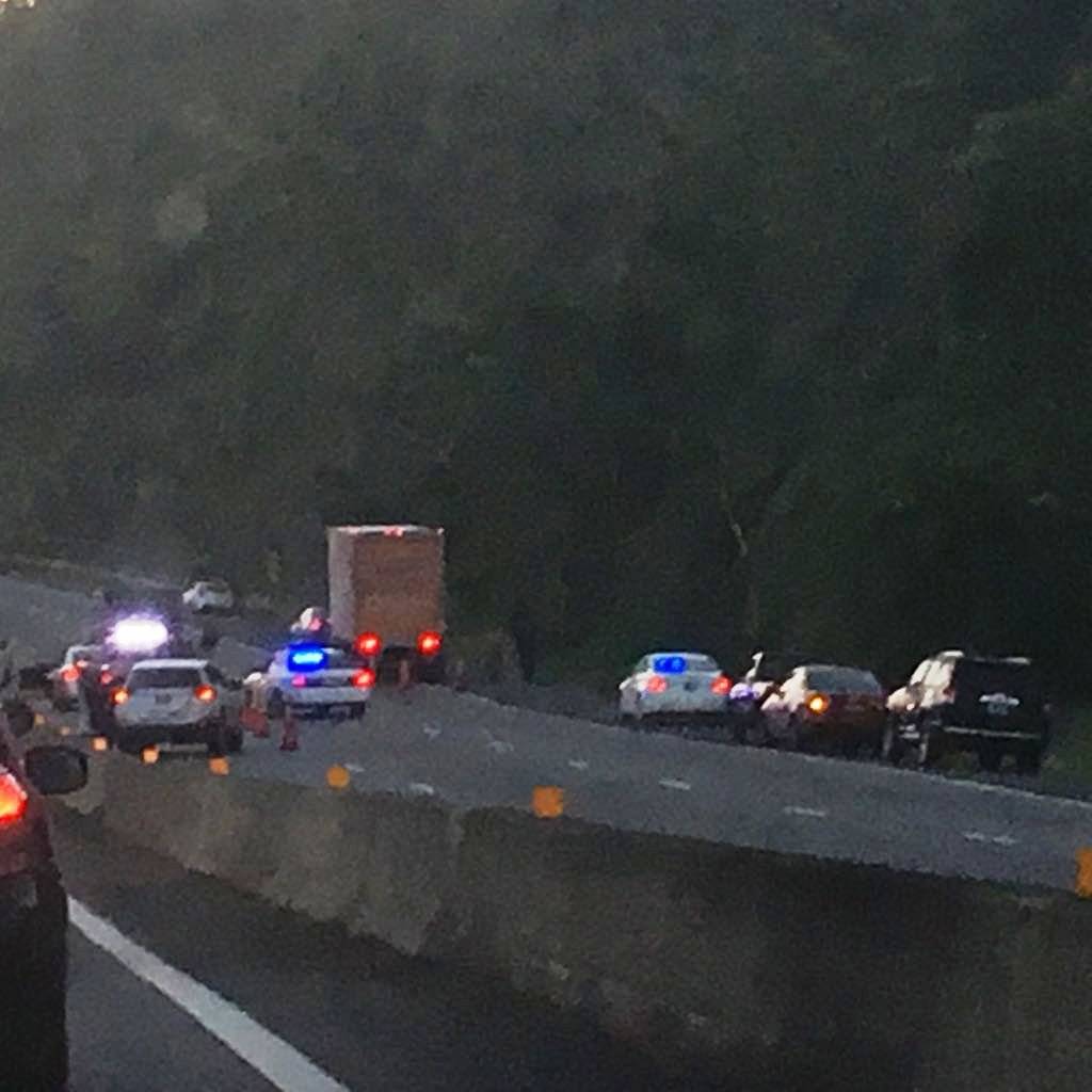 Accidente en Toa Baja deja dos heridas graves y obliga a desvío de tránsito