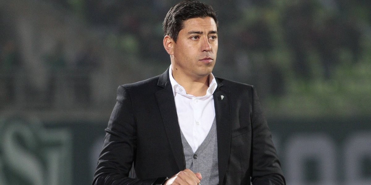 Hinchas de Wanderers encaran a Córdova luego de invadir el entrenamiento