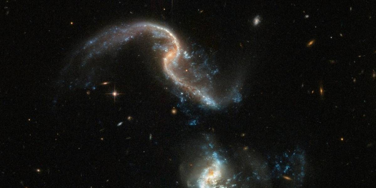 Hubble capta la imagen del momento exacto de la colisión entre dos galaxias