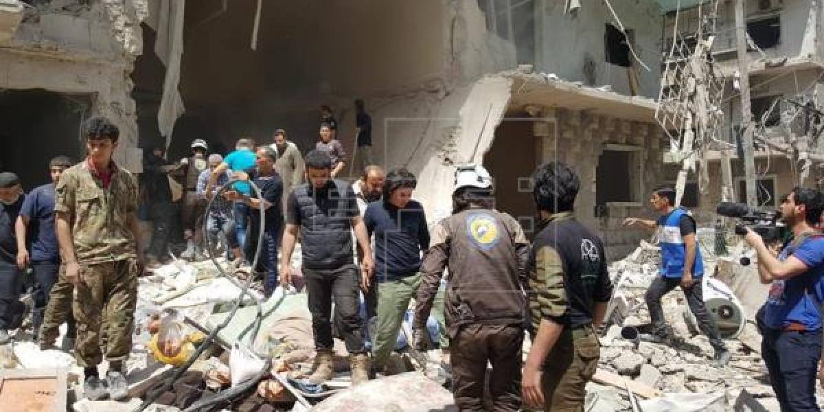 Más de 350 mil muertos en siete años de guerra civil — Siria Más de 350 mil muertos en siete años de guerra civil — Siria
